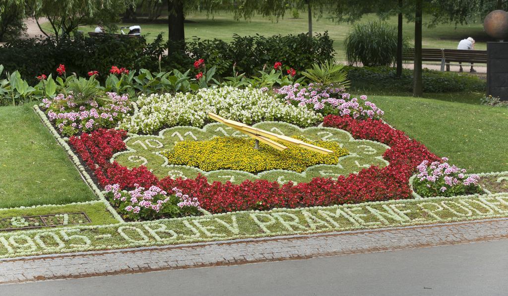 Hotel Bellevue Tlapak Podebrady Ngoại thất bức ảnh