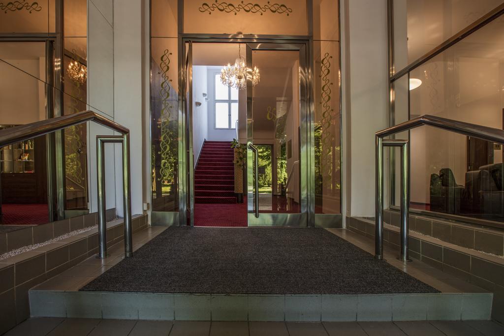 Hotel Bellevue Tlapak Podebrady Ngoại thất bức ảnh
