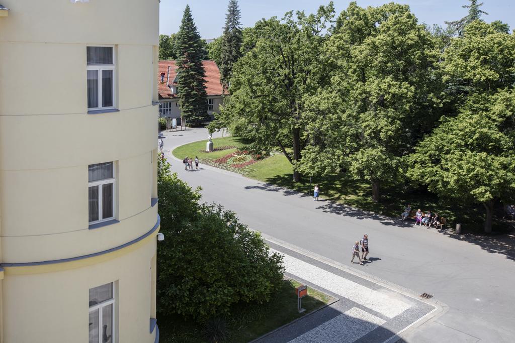 Hotel Bellevue Tlapak Podebrady Ngoại thất bức ảnh